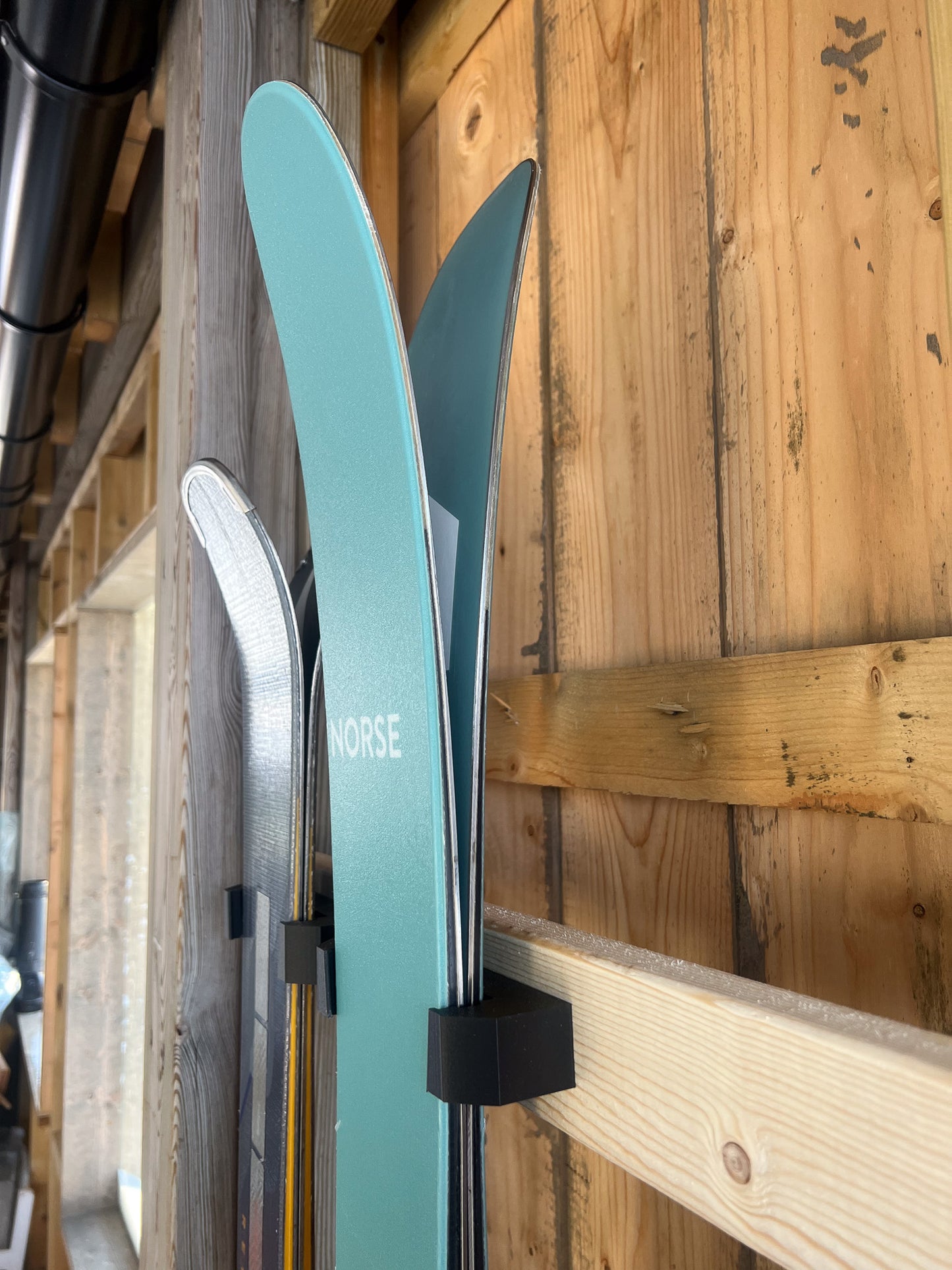 GripTwo - Skidhållare för alpinskidor