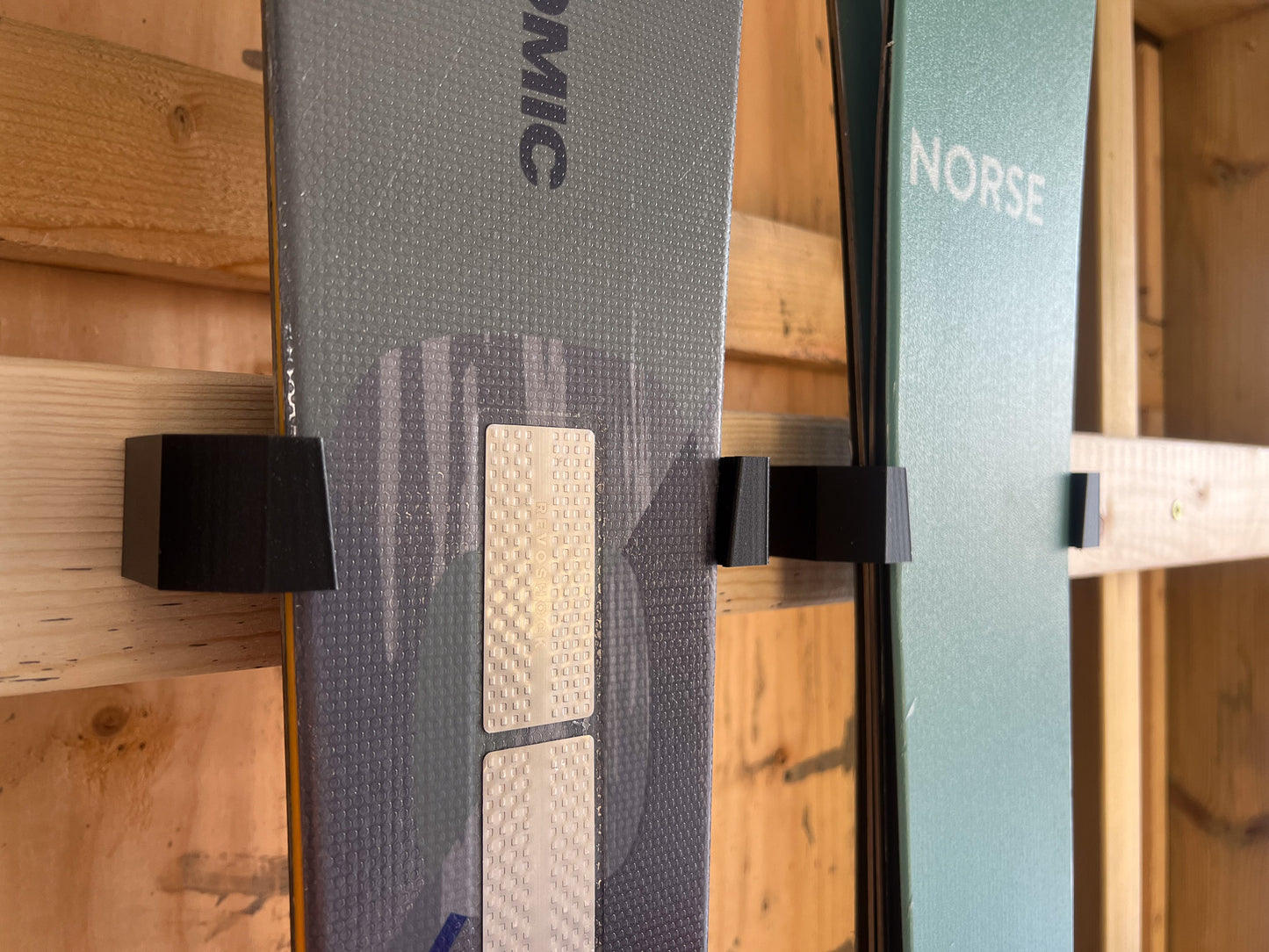 GripTwo - Skidhållare för alpinskidor